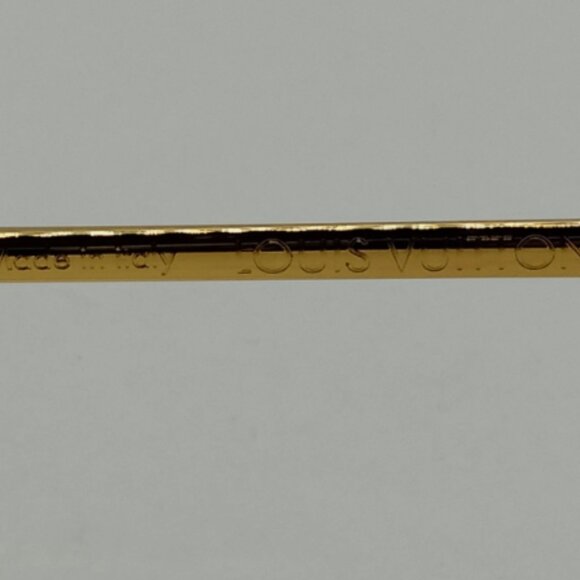 Louis Vuitton Sunglasses - Picture 4 of 7